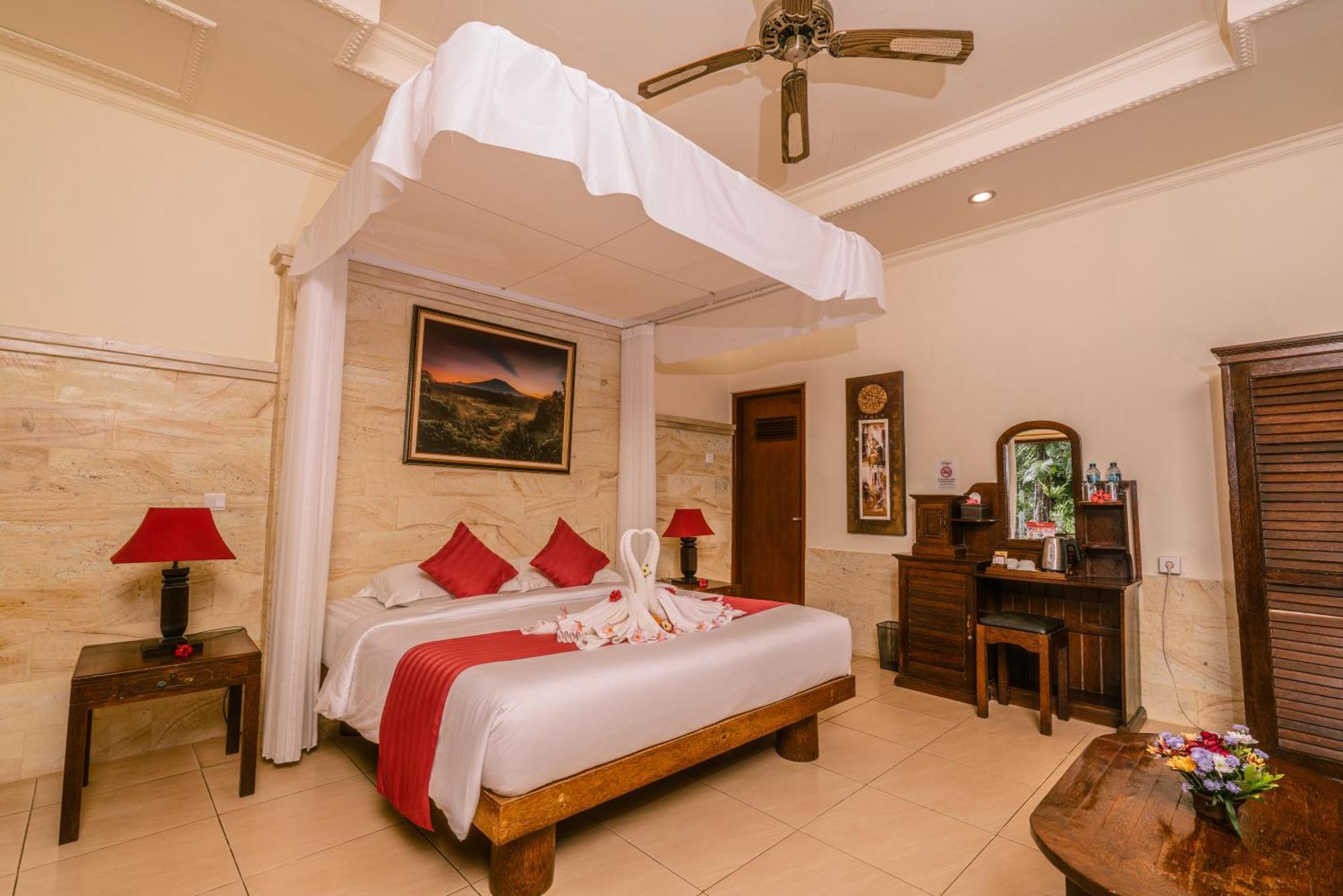 Mahagiri Resort & Restaurant Menanga Екстер'єр фото